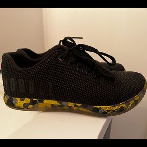 NOBULL BLACK RADIAL TRAINER SHOES